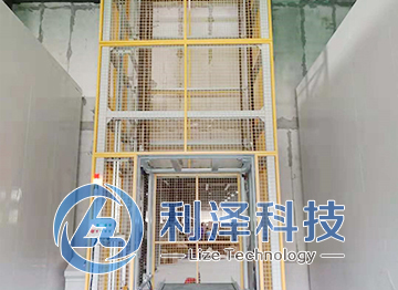 垂直提升機、往復式升降機、重型升降機