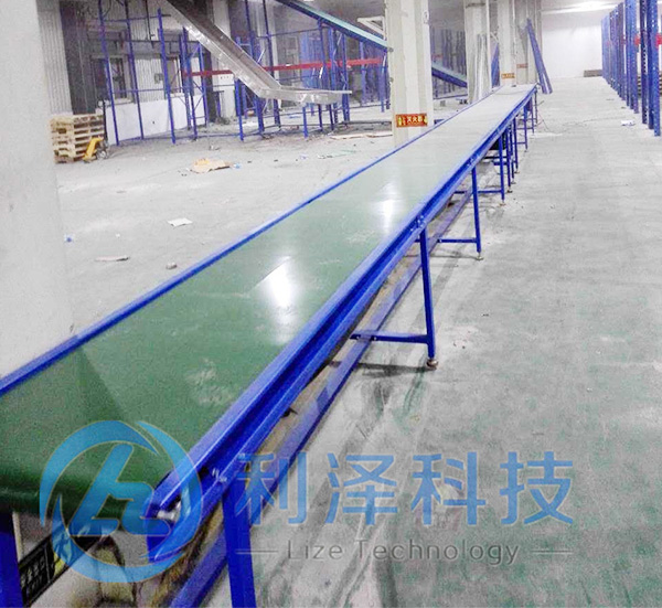 對(duì)于特定的帶式輸送機(jī)，影響帶式輸送機(jī)功率的