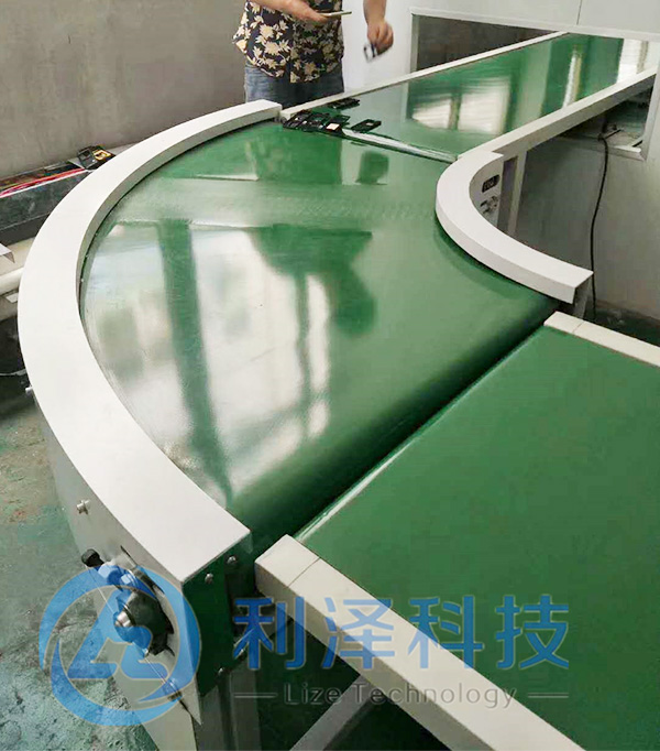 皮帶輸送機(jī)的流水線操作