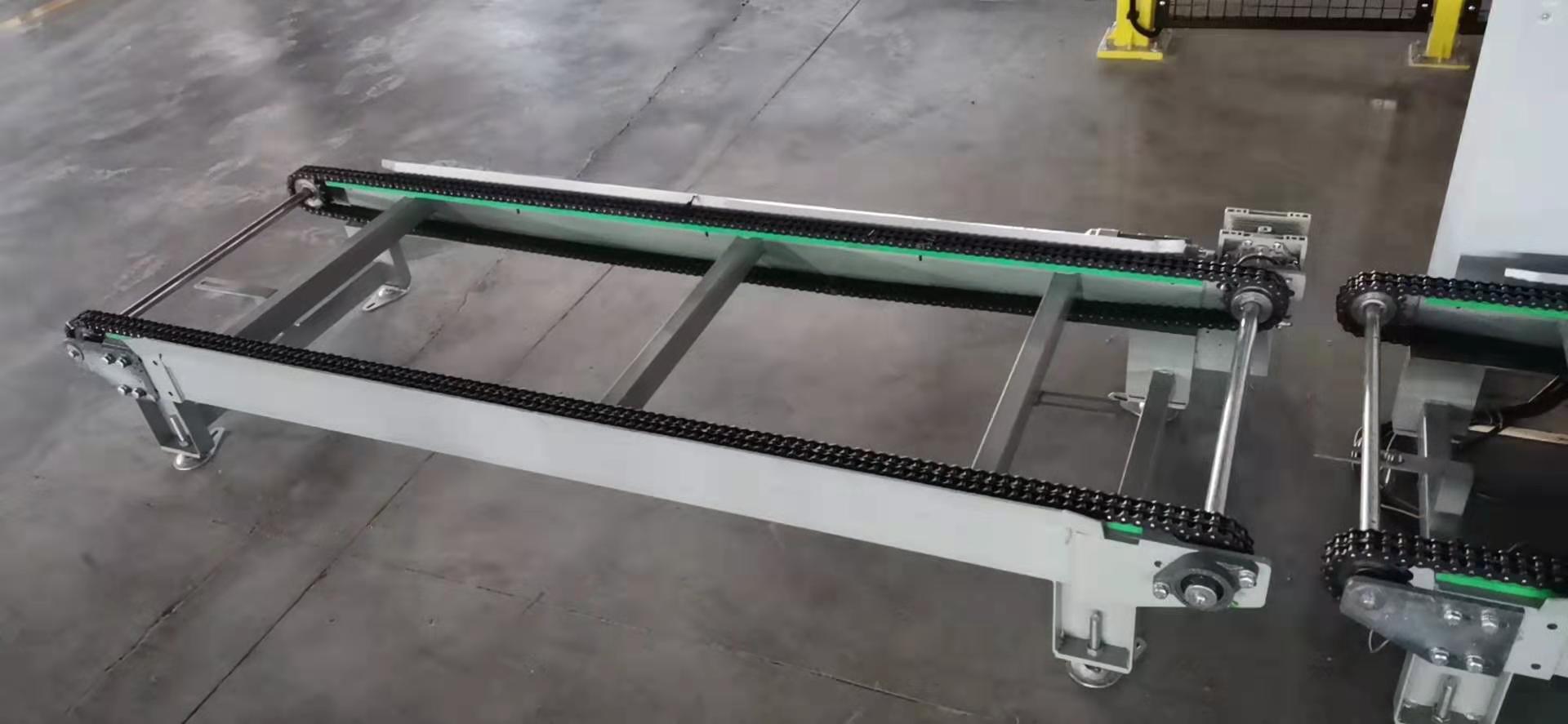 鏈條輸送機